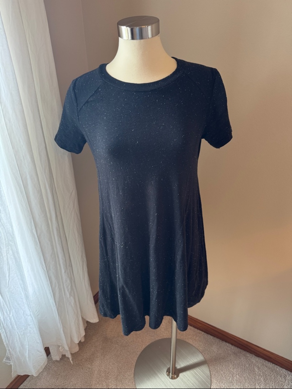 Lush Black Speckled Short-Sleeve Mini Dress